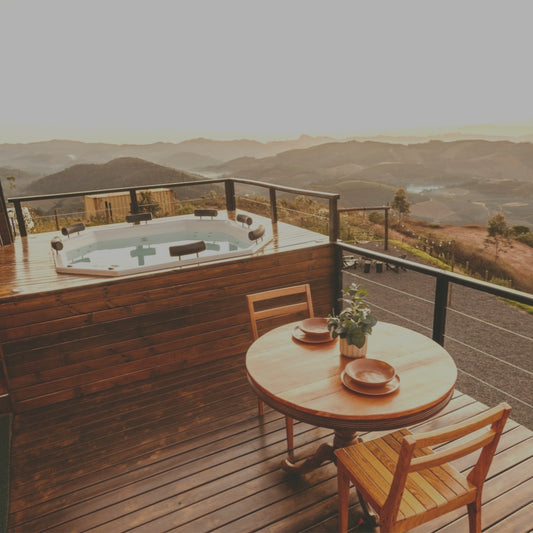 Pet/House Sitting          (Per day)     from